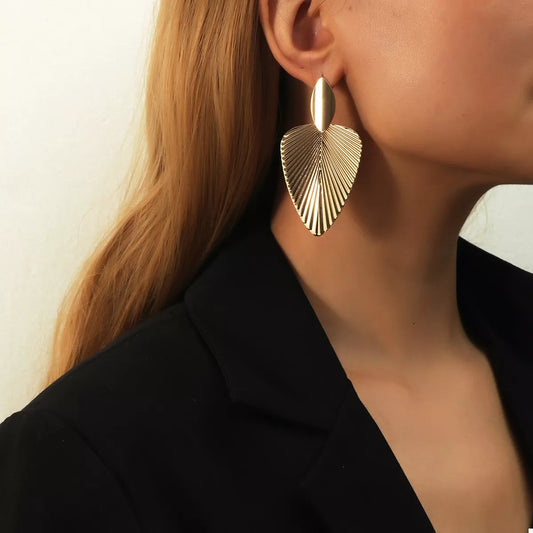 Thea Leaf Dangle Earrings – 18K Gold-Plated jewelry by Curia Pieces, view 2