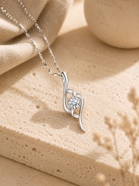 Collier Pendentif Moissanite Lyra